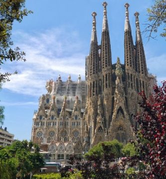 Sagrada Familia de Barcelona Vista fachada principal